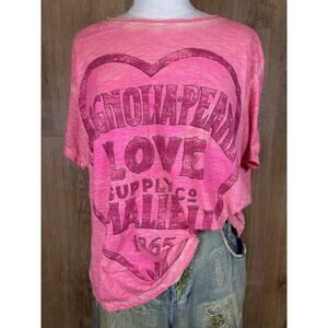 Magnolia Pearl T Shirt Love Supply Malibu Hot Pink